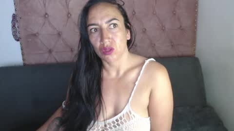 Snapshot of misslucyy1 chatting on 21, 6, 2026 luccy online show from 21, 6, 2026