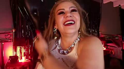missmelania online show from 7, 7, 2026