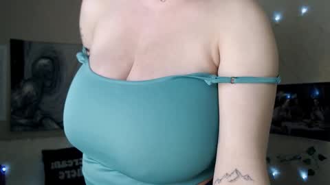 Li  online show from 10, 2, 2025