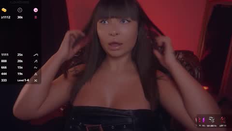 LUXXANDRA online show from 13, 10, 2025