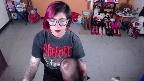 Miss Mia online show from 19, 12, 2024