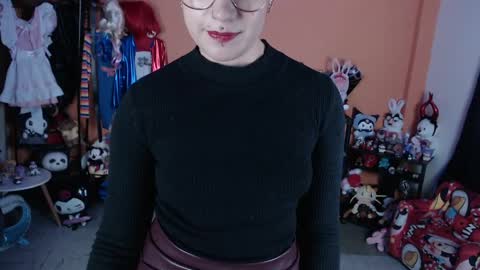 Snapshot of missmia2 chatting on 5, 5, 2026 Miss Mia online show from 5, 5, 2026