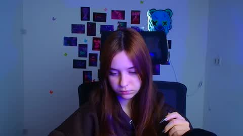 Mia online show from 7, 1, 2026