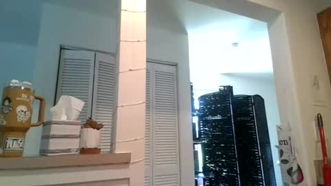 Snapshot of missmonatoyou chatting on 10, 5, 2026 MissMona online show from 10, 5, 2026