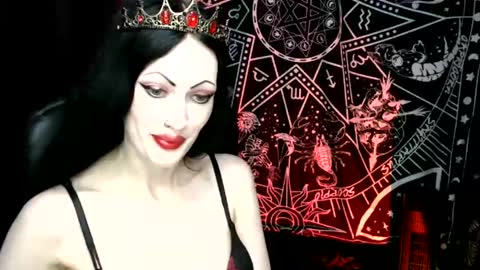 MissMoonDoll online show from 18, 9, 2025