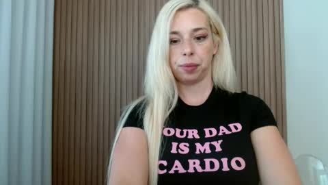 Snapshot of missparks chatting on 15, 6, 2026 Riley online show from 15, 6, 2026