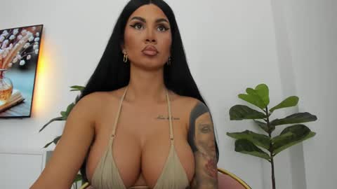 Renata online show from 13, 11, 2025