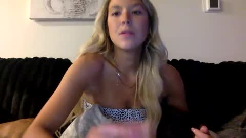 Snapshot of misss_alyssaaa chatting on 21, 4, 2026 Alyssa online show from 21, 4, 2026