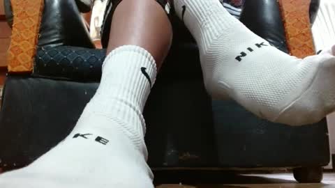 TELL ME MISS online show from 30, 9, 2025