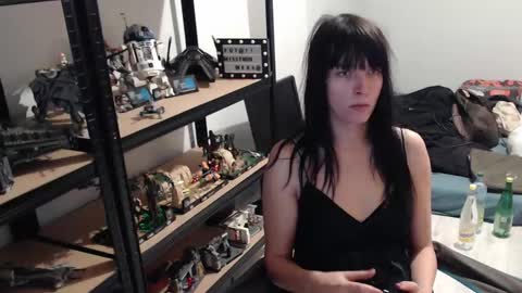 missthon online show from 4, 2, 2025