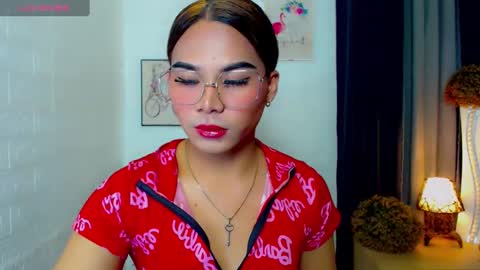 misstrishontop online show from 10, 2, 2025