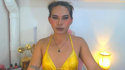 misstrishontop online show from 18, 9, 2025