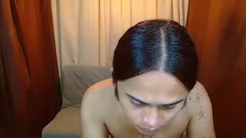 Snapshot of missviolet11 chatting on 6, 10, 2025 SweetViolet online show from 6, 10, 2025