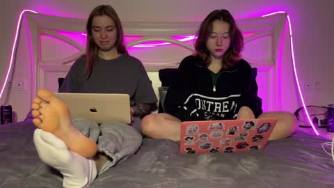 misswishh online show from 4, 1, 2025