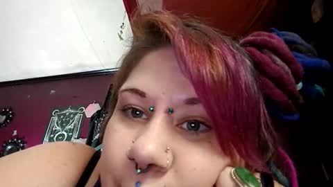 Snapshot of missxmoth444 chatting on 11, 11, 2025 missxmoth444 online show from 11, 11, 2025