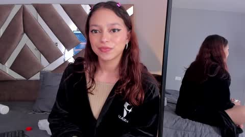 Snapshot of missy_davis chatting on 4, 1, 2025 Miss online show from 4, 1, 2025