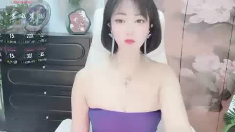 Mist Lili online show from 22, 6, 2026