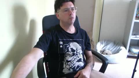 Snapshot of mistercoeur1 chatting on 5, 5, 2026 mistercoeur online show from 5, 5, 2026