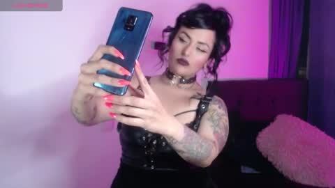 Snapshot of mistress_ditta2 chatting on 24, 1, 2025 online show from 24, 1, 2025