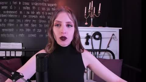 Snapshot of mistress_marlene chatting on 26, 4, 2026 Mistress Marlene online show from 26, 4, 2026
