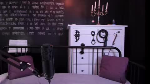 Snapshot of mistress_marlene chatting on 10, 5, 2026 Mistress Marlene online show from 10, 5, 2026