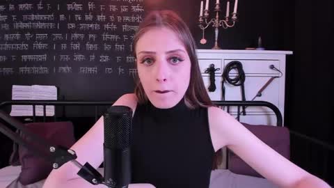 Snapshot of mistress_marlene chatting on 11, 5, 2026 Mistress Marlene online show from 11, 5, 2026