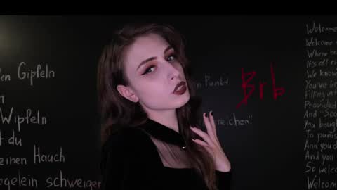 Snapshot of mistress_marlene chatting on 30, 5, 2026 Mistress Marlene online show from 30, 5, 2026