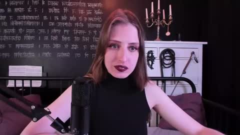 Snapshot of mistress_marlene chatting on 5, 7, 2026 Mistress Marlene online show from 5, 7, 2026