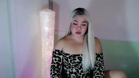 Snapshot of mistress_marta69 chatting on 4, 12, 2025 mistress_marta69 online show from 4, 12, 2025