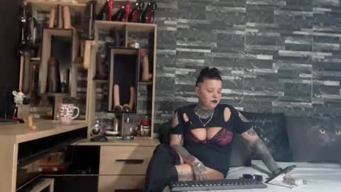 Snapshot of mistress_mirybossy chatting on 12, 2, 2025 Mistress Mirybossy online show from 12, 2, 2025