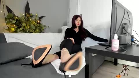 Snapshot of mistress_succubus chatting on 21, 3, 2026 MistressSuccubus online show from 21, 3, 2026
