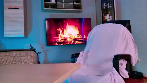 Snapshot of mistressellie chatting on 17, 2, 2026 MitressEllie--Your Bratty Miss online show from 17, 2, 2026