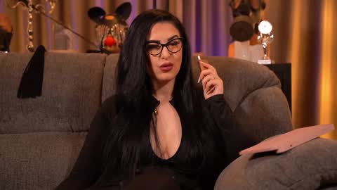 Mistress Kelly online show from 5, 1, 2026