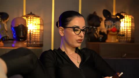 Mistress Kelly online show from 20, 5, 2026