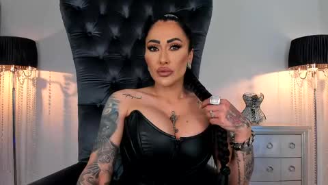 Snapshot of mistresskennya chatting on 11, 5, 2026 mistresskennya online show from 11, 5, 2026