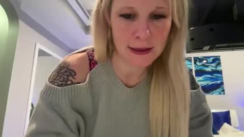 Snapshot of mistresskorabell chatting on 3, 2, 2025 Mistress Kora Bell online show from 3, 2, 2025