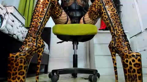 Tiffany online show from 12, 3, 2026