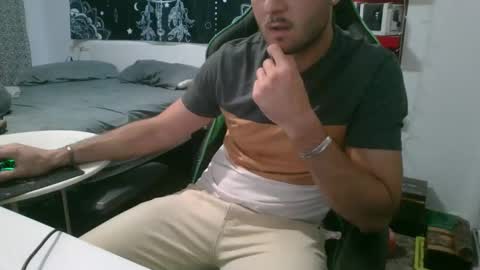 Snapshot of mistxss chatting on 1, 12, 2024 mistxss online show from 1, 12, 2024