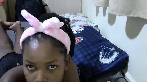 misty_shee online show from 10, 3, 2025