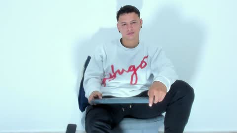 Snapshot of mitchellburns chatting on 27, 12, 2024 mitchell online show from 27, 12, 2024