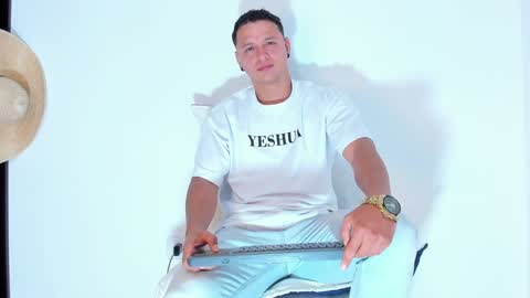 Snapshot of mitchellburns chatting on 7, 2, 2025 mitchell online show from 7, 2, 2025