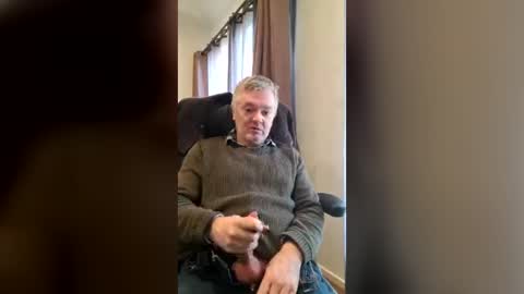 Snapshot of mitchoxxford chatting on 23, 6, 2026 mitchoxxford online show from 23, 6, 2026