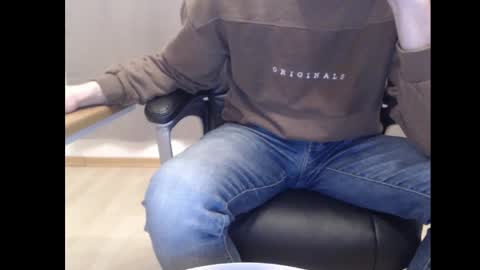 Snapshot of mitsch01 chatting on 11, 2, 2025 Mitsch online show from 11, 2, 2025