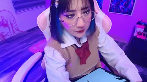 Snapshot of miwaviolet chatting on 6, 6, 2026 Miwa Violet online show from 6, 6, 2026