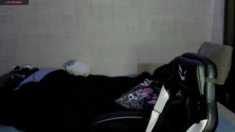 Snapshot of miya_chinen chatting on 3, 12, 2024 Miya online show from 3, 12, 2024