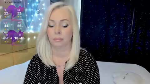 Snapshot of miya_kisss chatting on 22, 2, 2025 Miya online show from 22, 2, 2025