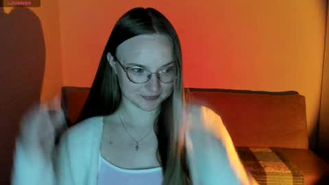 Miya online show from 19, 9, 2025