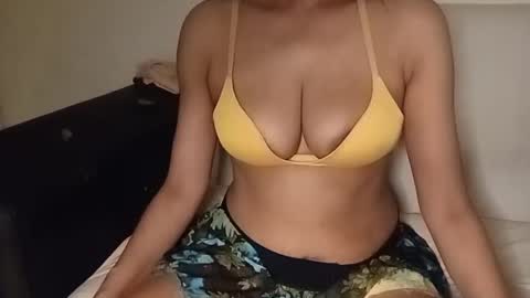 Snapshot of miyawhitexxx chatting on 31, 3, 2026 miyawhitexxx online show from 31, 3, 2026