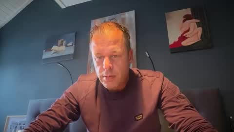 mme4you online show from 7, 10, 2025