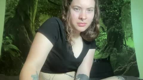 Snapshot of mo0n_goddess chatting on 26, 6, 2026 Misty online show from 26, 6, 2026